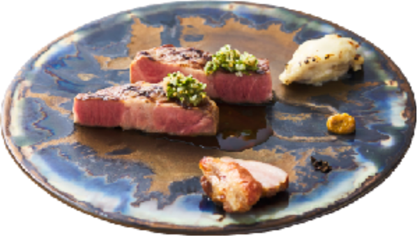 沖縄の魅力がふんだんに詰まったメインディッシュ